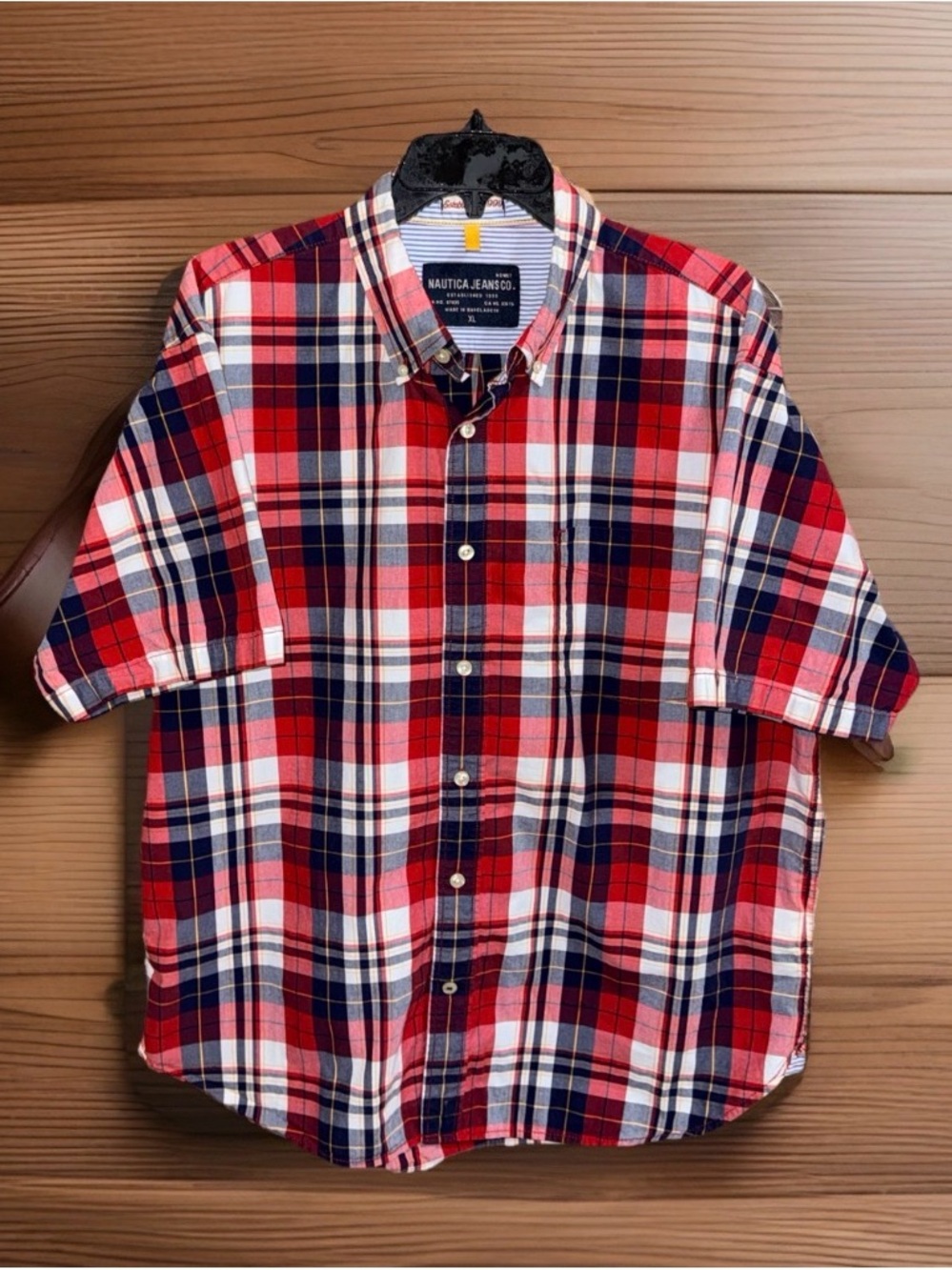 Nautica Jeans Co. Men's Red & Navy Plaid Short Sleeve Button-Down Shirt-XL-EC